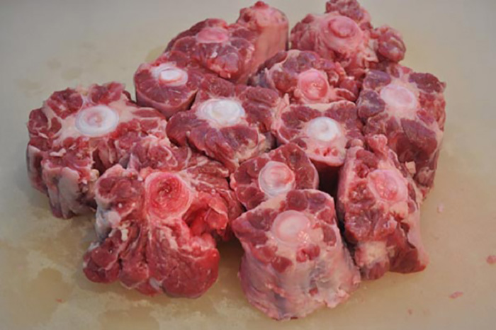 Cách nấu món ăn đuôi bò hầm bia