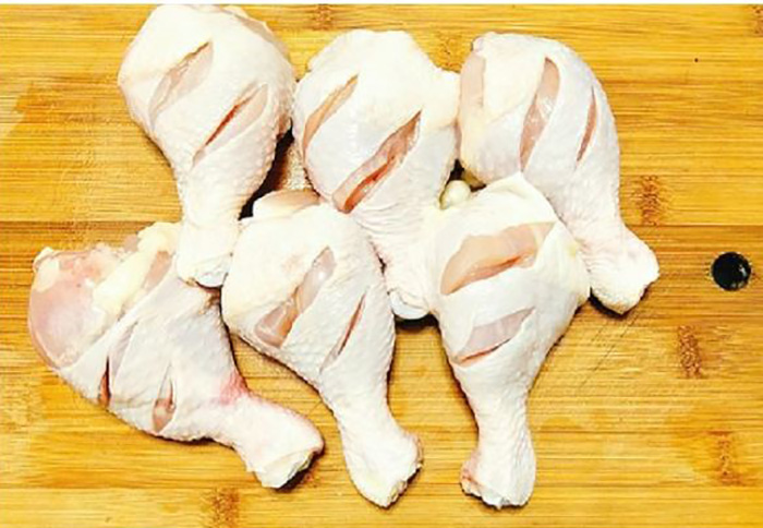 Sơ chế thịt gà