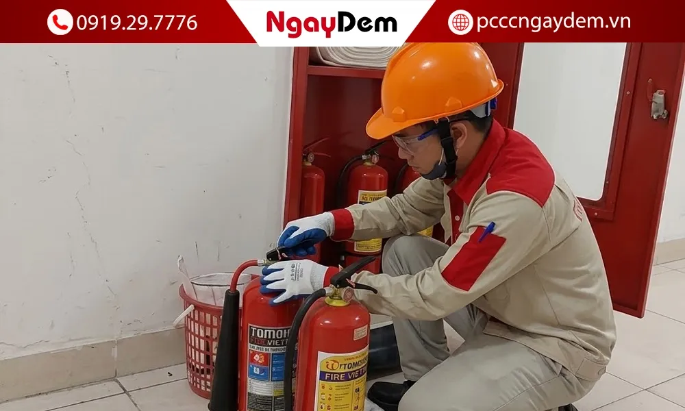 Bảo dưỡng bình chữa cháy tại TP.HCM: Kiểm tra, nạp sạc chuẩn pccc
