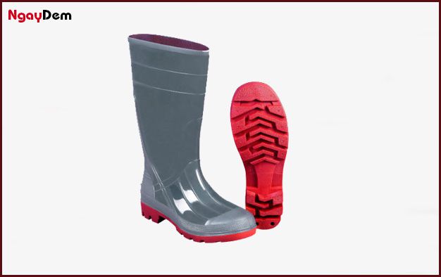 Ủng bảo hộ PCCC