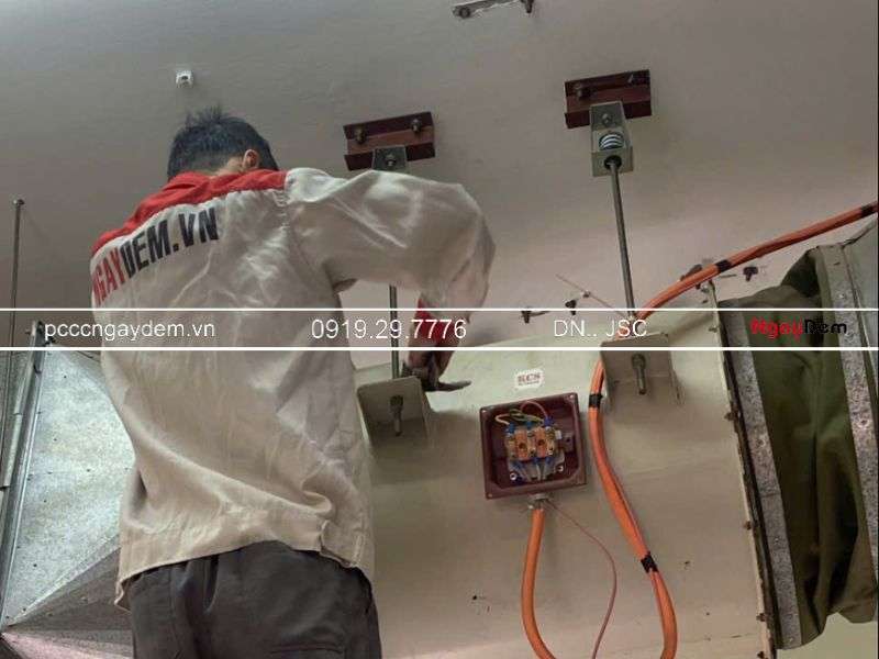 kiểm tra quạt thông gió định kỳ