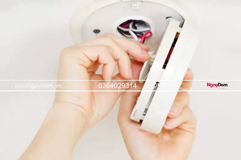 Sửa chữa đầu báo cháy, báo nhiệt Sửa chữa đầu báo cháy, báo nhiệt