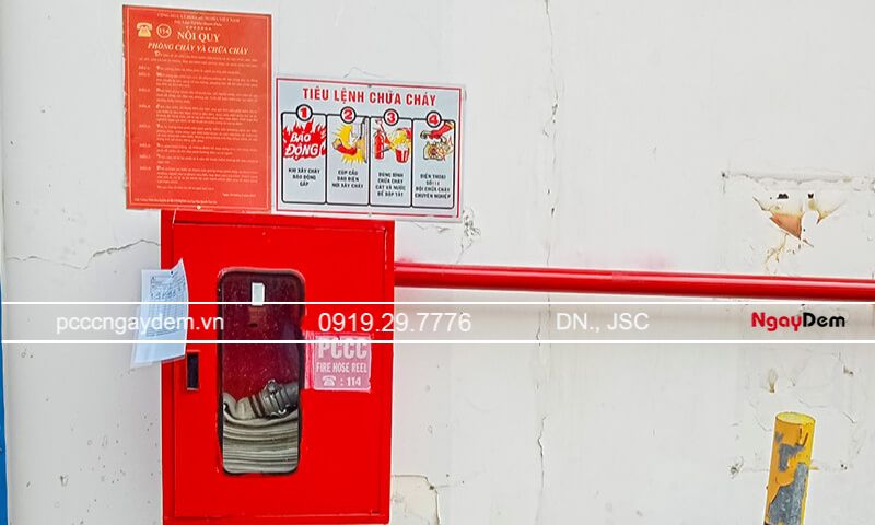 Tiêu lệnh chữa cháy (PCCC) là gì? Kích thước chuẩn và vị trí lắp đặt đúng luật Vị trí treo tiêu lệnh PCCC