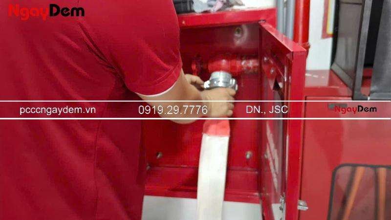 Bảo dưỡng cuộn vòi chữa cháy