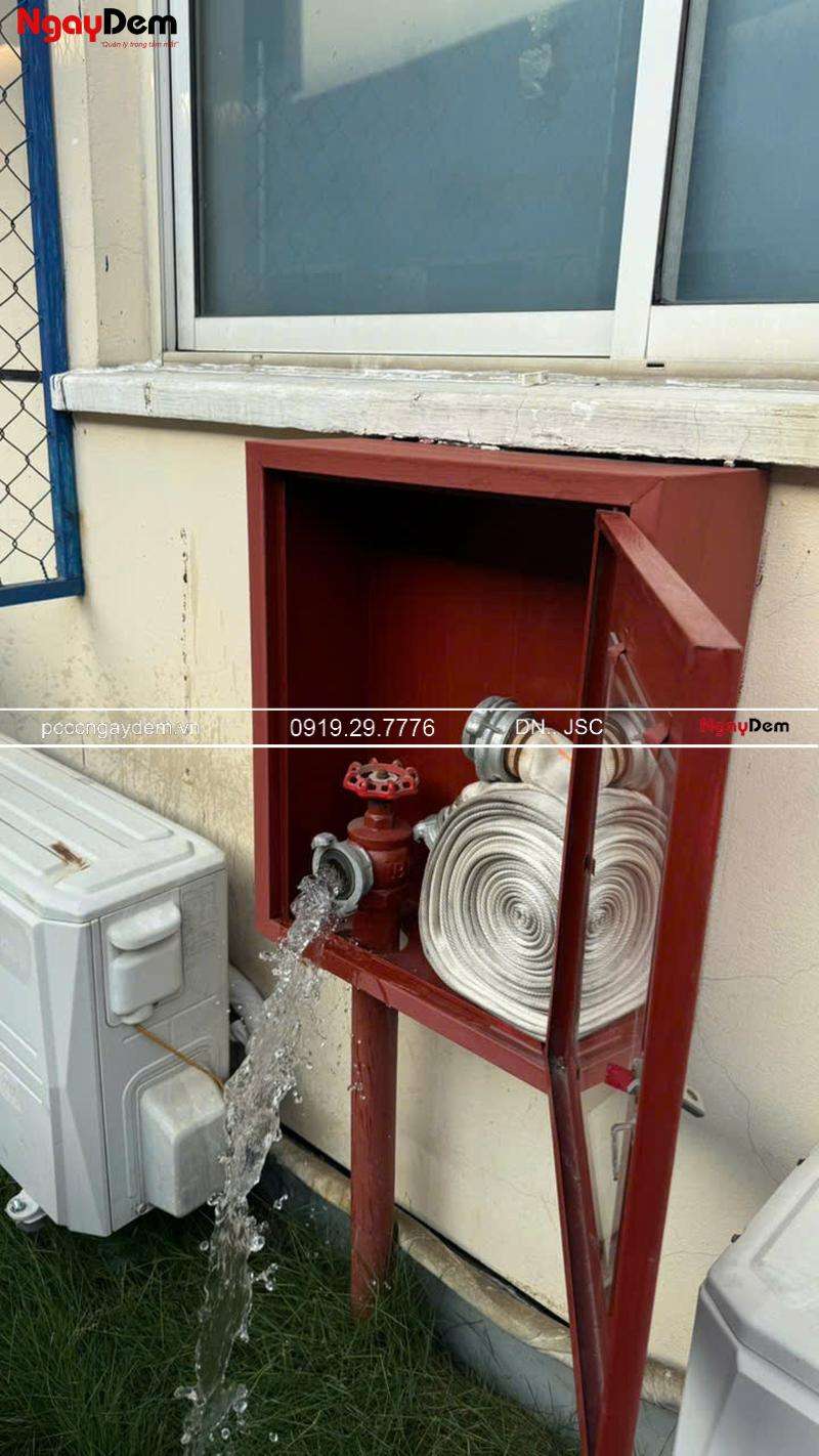 Bảo dưỡng cuộn vòi chữa cháy