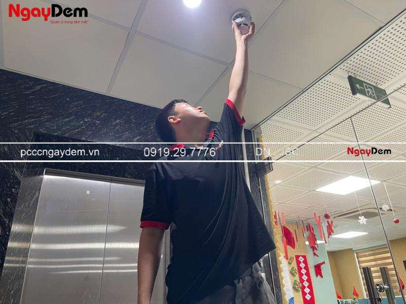 bảo trì đầu báo cháy