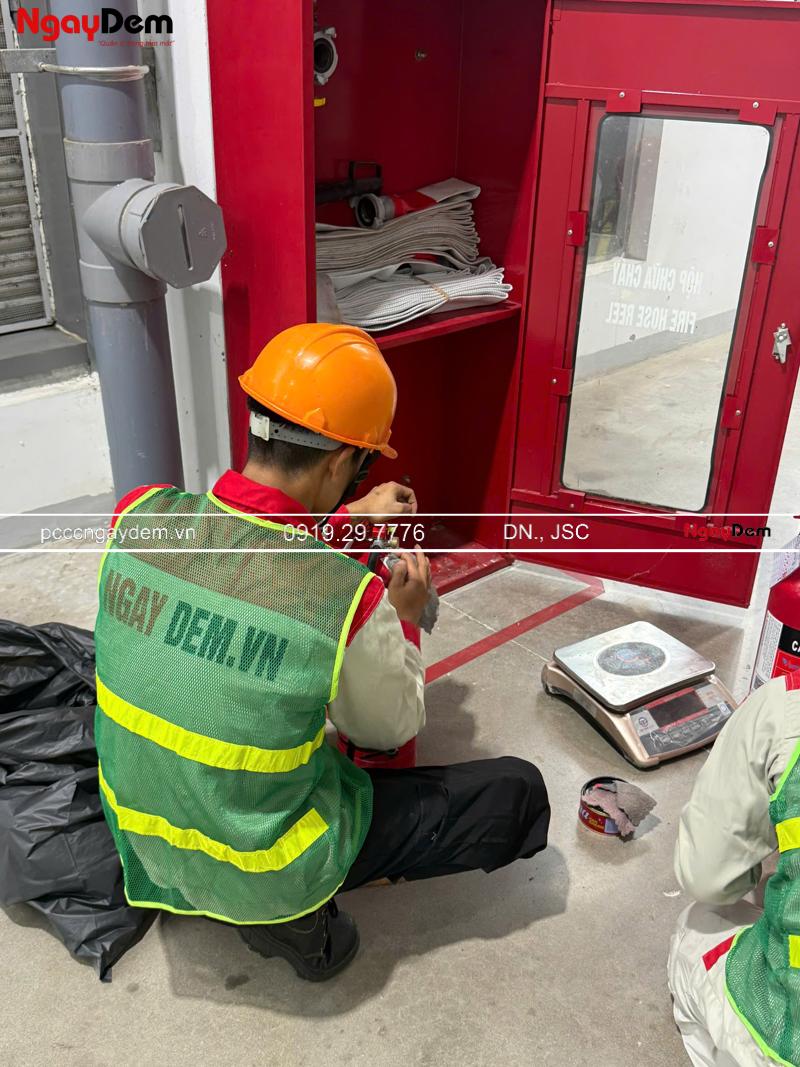 Bảo dưỡng bình chữa cháy kho xưởng Wanxiang Technology