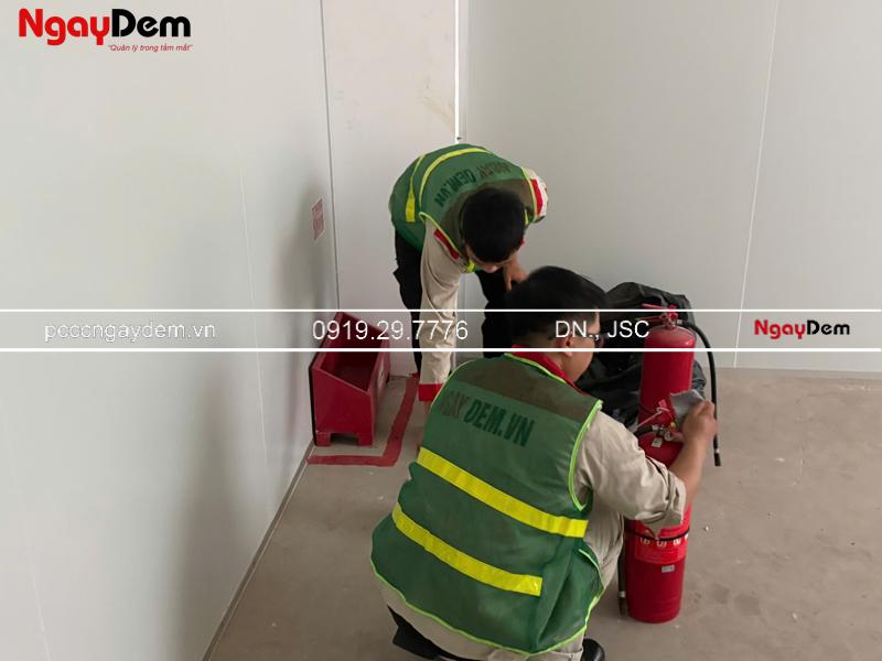 Bảo dưỡng bình chữa cháy kho xưởng Wanxiang Technology