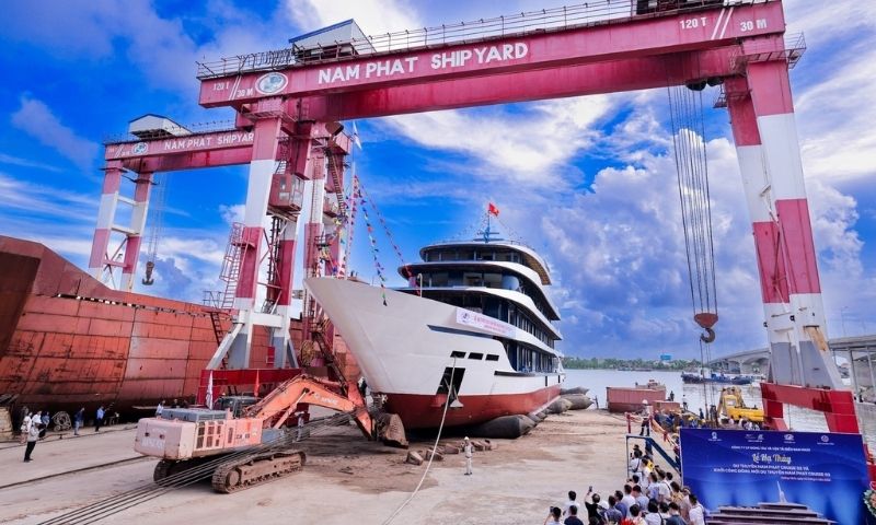 Nền công nghiệp đóng tàu phát triển tại Quảng Ninh