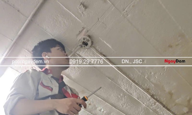 Thiết kế PCCC nhà ga, bến xe: Quy định và giải pháp tối ưu Sảnh chờ và khu vực bán vé nên ưu tiên cảnh báo cháy sớm