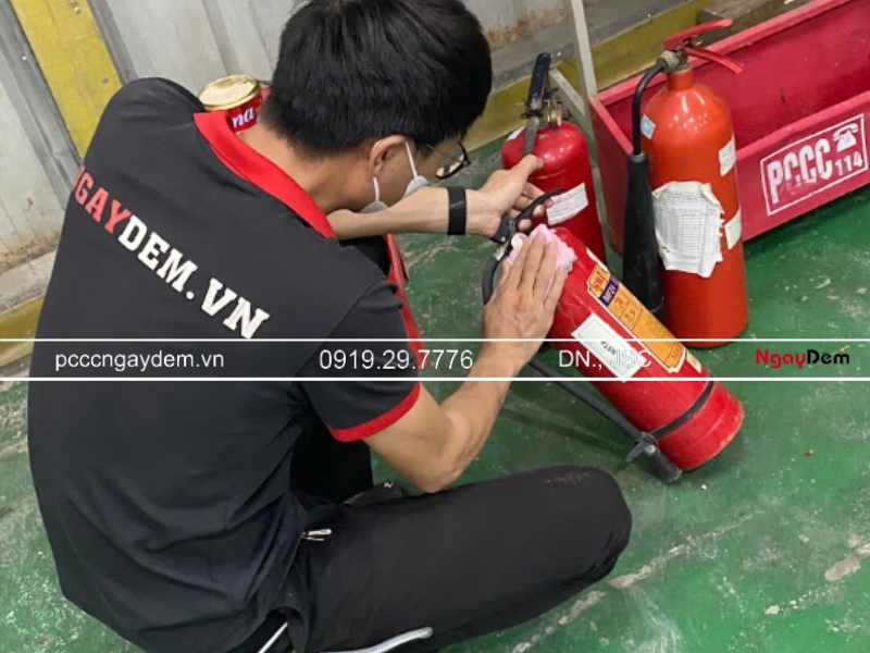 Bình khí CO2 có nổ không? Hướng dẫn sử dụng an toàn bình khí CO2 có nổ không