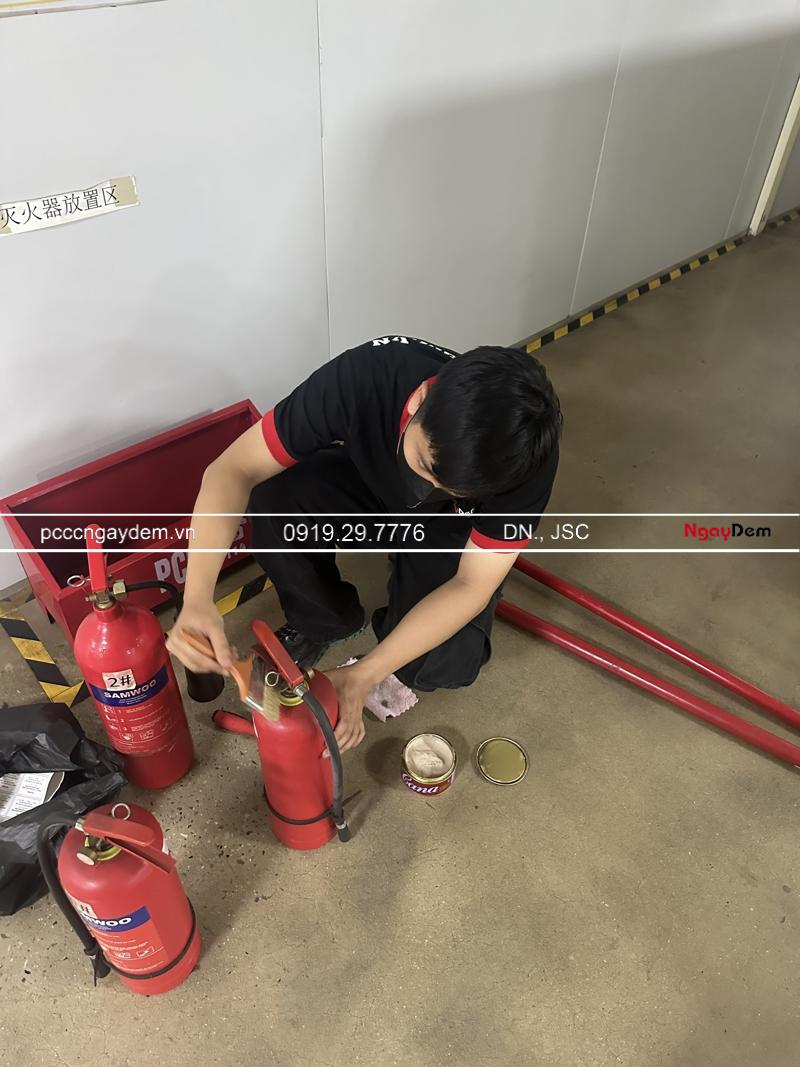 Cách sử dụng bình chữa cháy