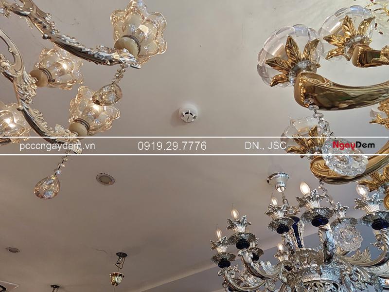Thi công hệ thống PCCC Showroom Nội Thất Hưng Phát Sài Gòn