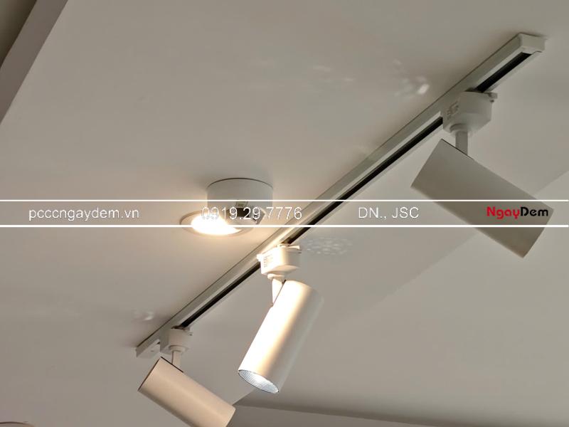 Thi công hệ thống PCCC Showroom Nội Thất Hưng Phát Sài Gòn