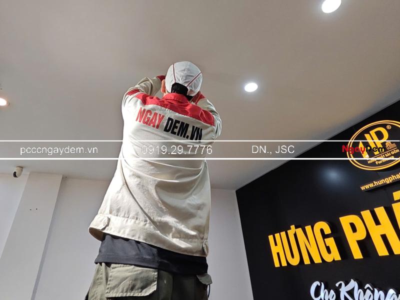 Thi công hệ thống PCCC Showroom Nội Thất Hưng Phát Sài Gòn