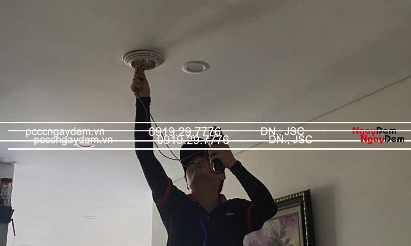 Đầu báo khói bị lỗi: Nguyên nhân phổ biến và cách khắc phục Khi nào cần thay mới đầu báo khói bị lỗi?