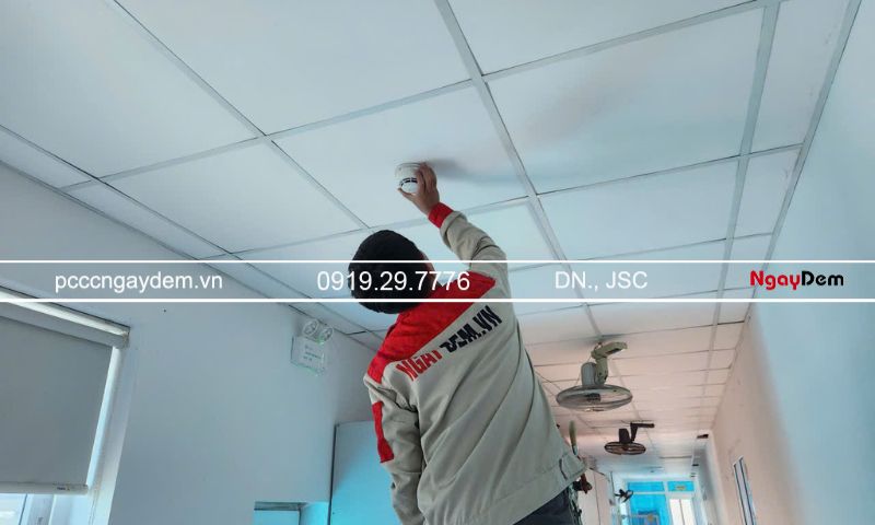 Đầu báo khói là gì? Cấu tạo, nguyên lý và phân loại Ứng dụng của đầu báo khói trong các công trình