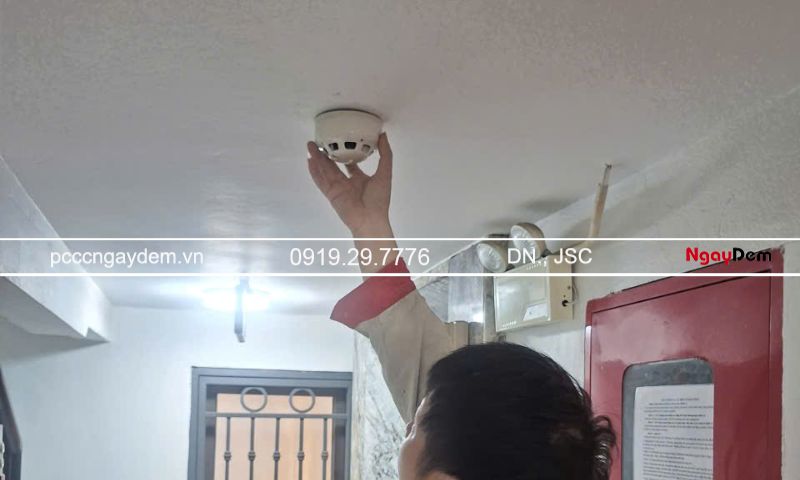 Lưu ý khi lắp đặt và bảo trì đầu báo khói quang