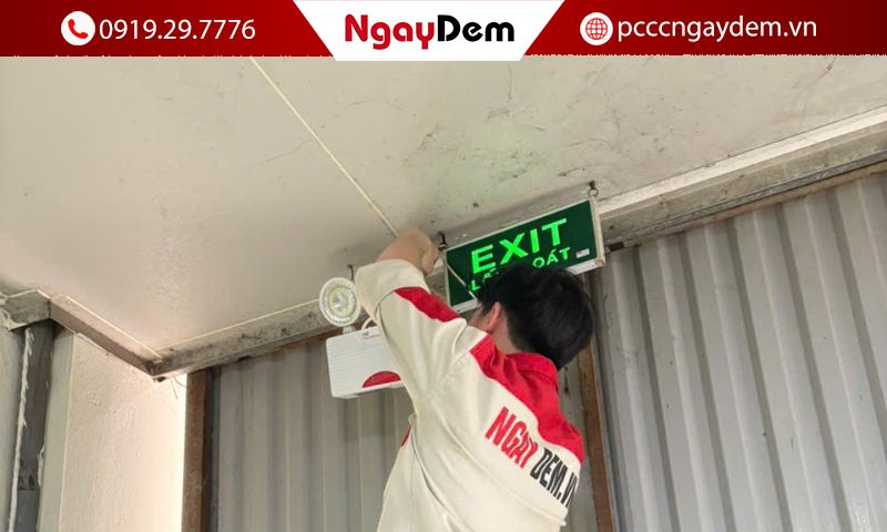 Khoảng cách đèn chiếu sáng sự cố bao nhiêu là đúng tiêu chuẩn? Khoảng cách đèn chiếu sáng sự cố bao nhiêu là đúng chuẩn?