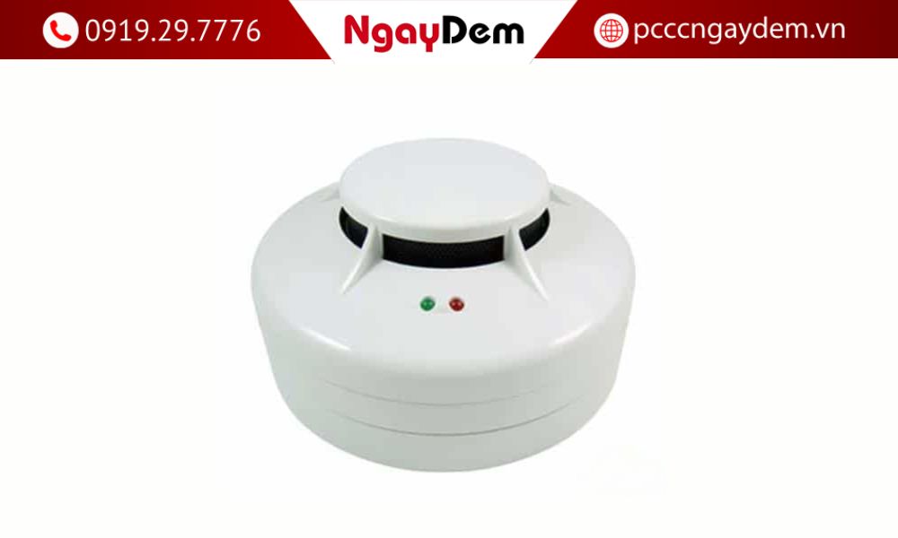 khoảng cách lắp đầu báo khói