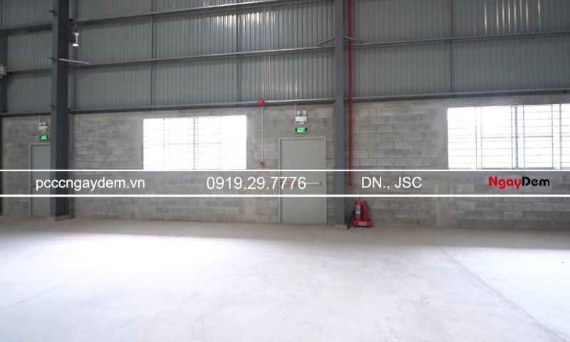 Quy định về số lượng và sự phân bố lối ra thoát nạn