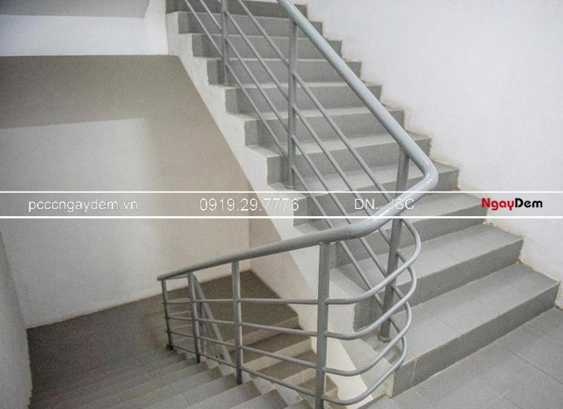 Tiêu chuẩn, Quy định về thang thoát hiểm trong PCCC theo QCVN 06 BXD Quy định về thang thoát hiểm trong PCCC